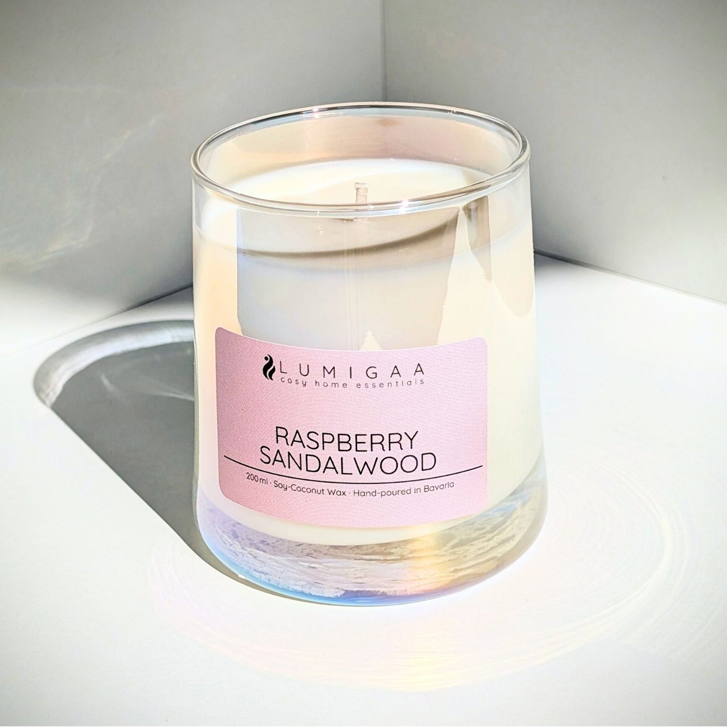 Kerze "AYVA" - Raspberry Sandalwood