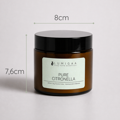Duftkerze im Glas mit schwarzem Deckel, Duft Pure Citronella, 7,6 cm hoch, 8 cm Durchmesser