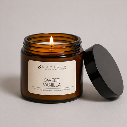 brennende Duftkerze im Glas, Duft Sweet Vanilla