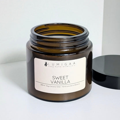 Kerze "NURA" - Sweet Vanilla