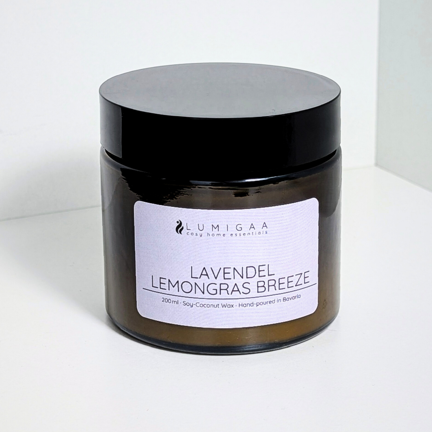 Kerze "NURA" - Lavendel Lemongras Breeze
